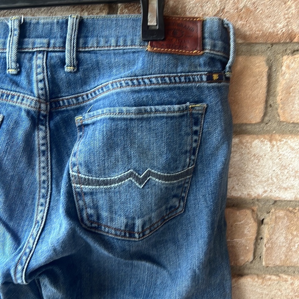 Lucky Jeans - Picture 5 of 7